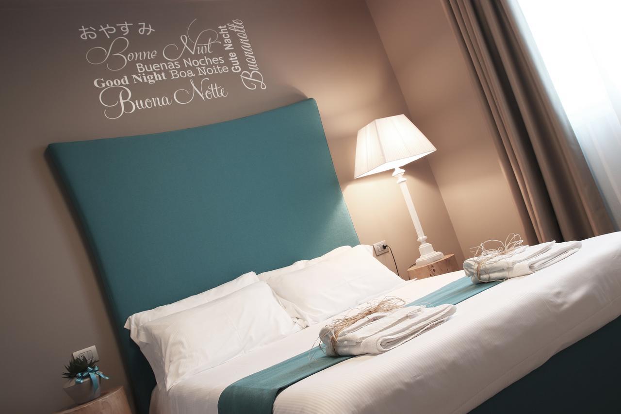Art B&B Design Costa Volpino Kültér fotó