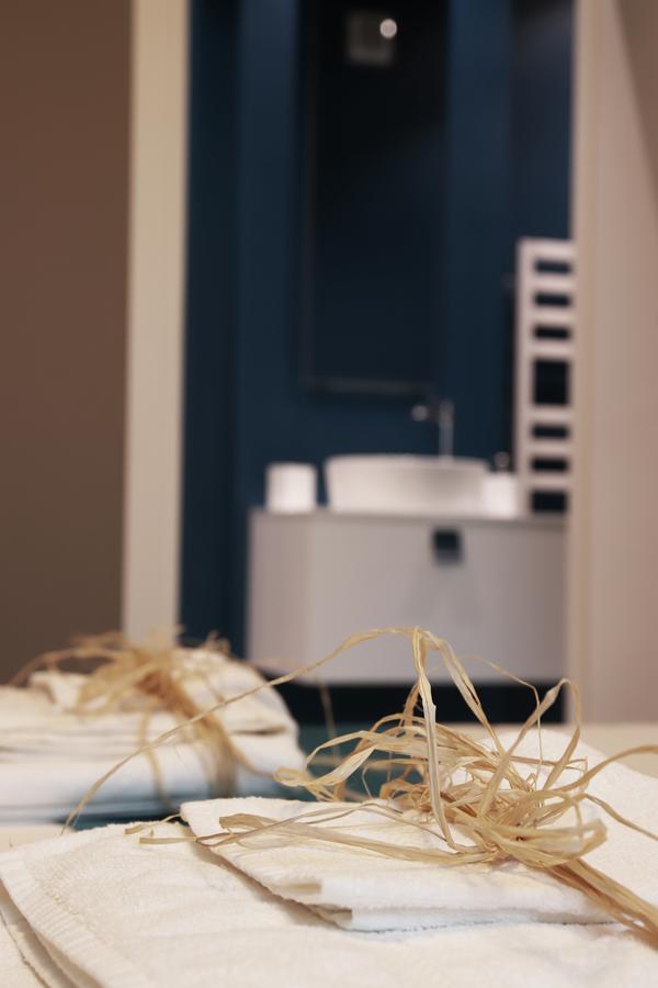 Art B&B Design Costa Volpino Kültér fotó