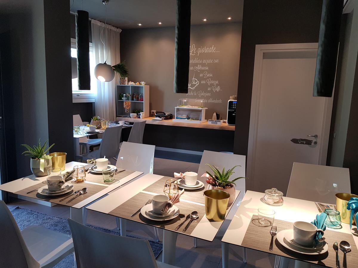 Art B&B Design Costa Volpino Kültér fotó